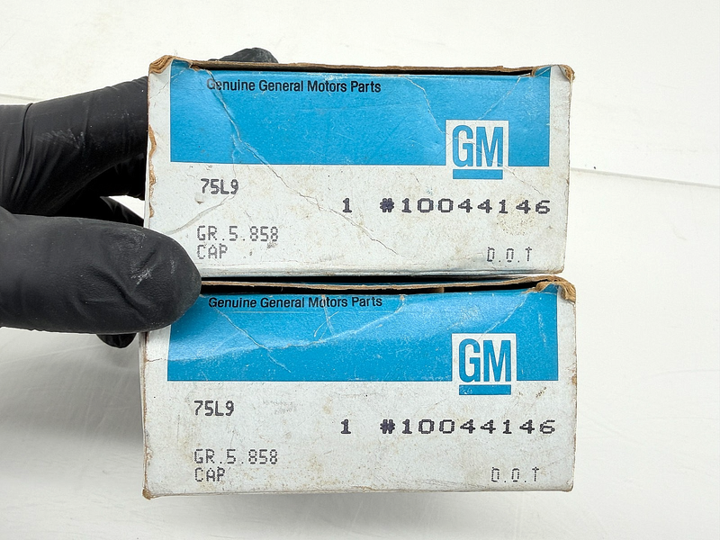 NOS 1986 1987 GM PONTIAC FIREBIRD TRANSAM WHEEL TRIM CAPS 10044146 C67-84