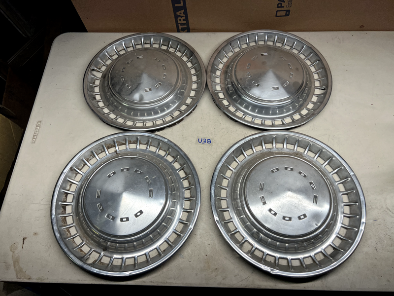 OEM 1972-76 Dodge Charger Van Challenger MOPAR Set 4 Hubcaps Good Shape U3B-11
