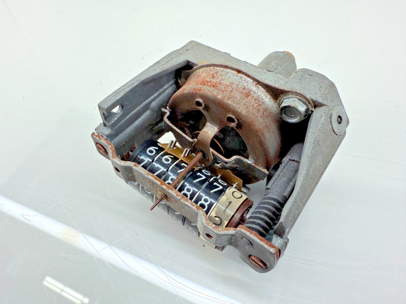 OEM 1969 1970 1971 C3 CORVETTE TRIP METER ODOMETER Assembly C32-12