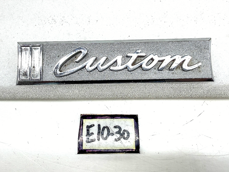 OEM 1967 1968 CHEVY TRUCK CUSTOM CAB DOOR EMBLEM 3901462 E10-30