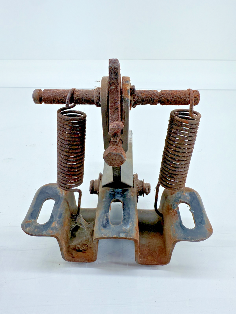 OEM 1968 C3 Chevy Corvette Headlight Actuator Link Bracket 3926201 C32-22