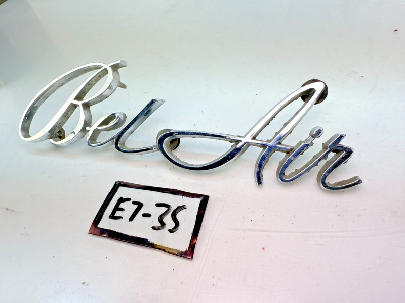 OEM 1968 1969 1970 Chevrolet Front Fender “Bel Air” Name Plate GM 3920868 E7-35