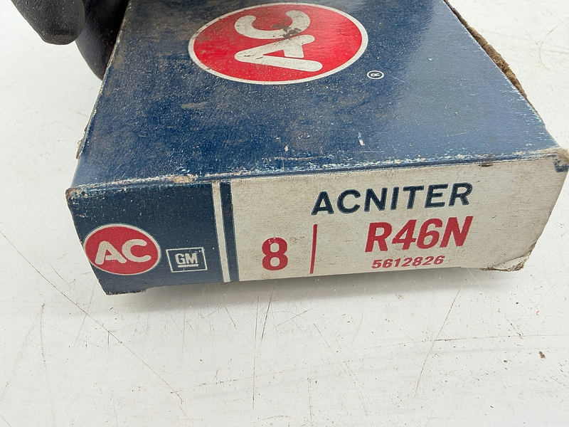 (7) NOS 1968 - 1974 Chevy 307 350 396 AC R46N ACniter Spark Plugs C75-42