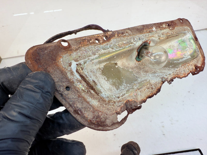 OEM 1960 CHEVY IMPALA BEL AIR EL CAMINO PARK LIGHT TURN SIGNAL HOUSING B61-40
