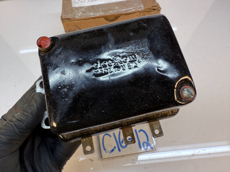 NOS 1952-1955 DELCO GMC KAISER NASH Voltage Regulator 52 53 54 55 1118731 C16-12