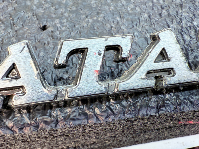 OEM GM 1971 - 1974 PONTIAC CATALINA FENDER EMBLEM GM 483920 1972 1973 E5-12