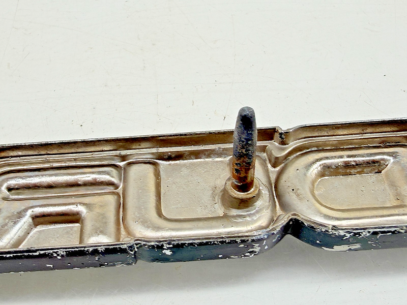 OEM 1983 - 1996 GMC Vandura 2500 Fender Body Emblem Nameplate Badge 14052244 E9