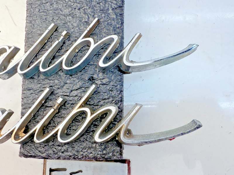 OEM 1966 1967 Chevy Malibu PAIR Chrome Script Quarter Panel Emblem E5-37
