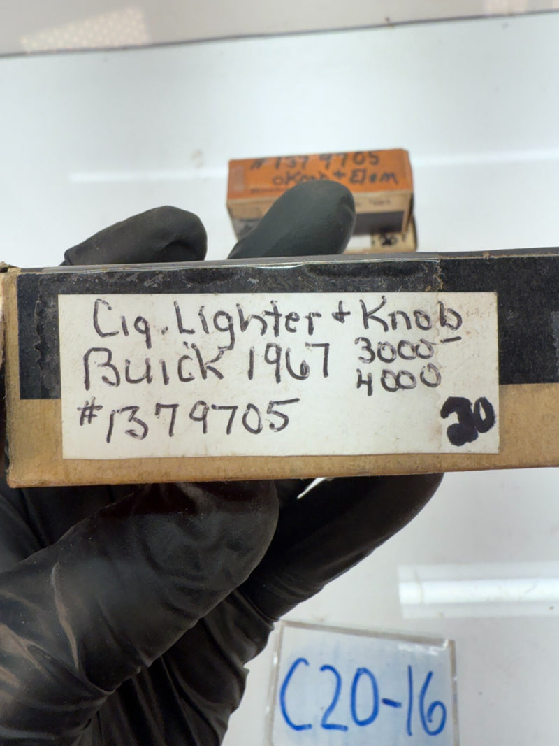 (1) NOS Rochester 1967 BUICK SKYLARK GRAN SPORT GS CIGARETTE LIGHTER 67 C20-16
