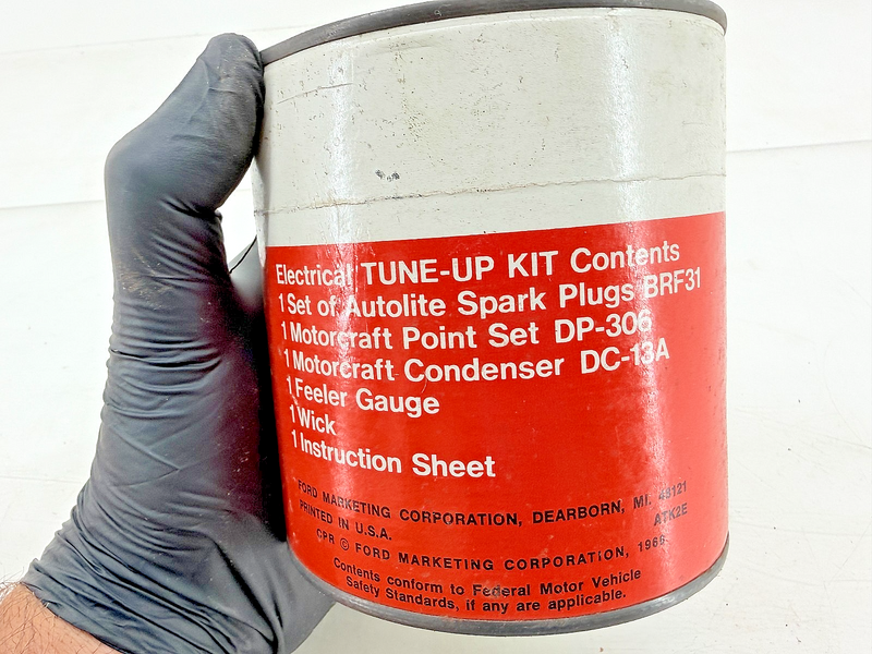 Vintage 1969 MOTORCRAFT TUNE-UP KIT CAN TKF-32 AUTOLITE BRF31 UNOPENED C77-49