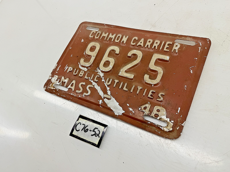 Orig. Paint 1948 COMMON CARRIER 9625 Massachusetts License Plate MA 9625 C76-52