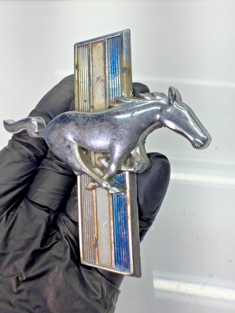 OEM 1964 - 1968 Ford Mustang RH Fender Emblem Tri Bar C4ZB-16C229 B32-136