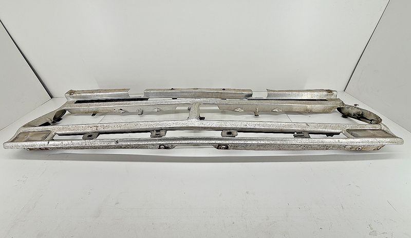 OEM 73 74 75 1976 1977 1978 1979 Ford Bronco F100 F150 F250 F350 Grille U5B-113