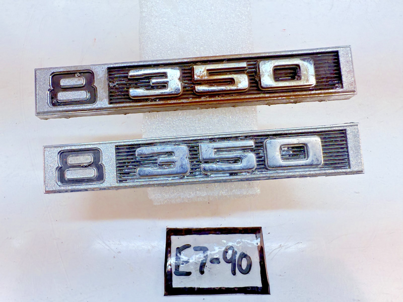 OEM Vintage 1969 - 1972 CHEVY TRUCK 8 350 PAIR FENDER EMBLEM 3950928 E7-90