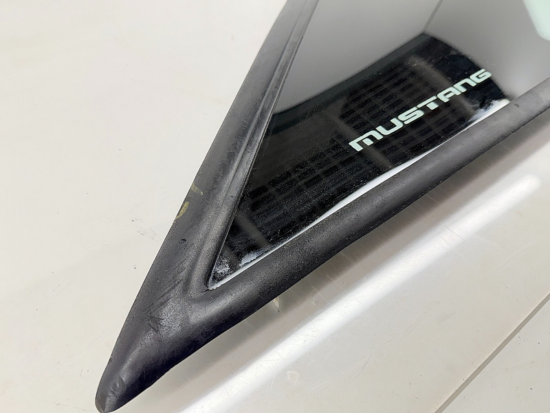 OEM 1987 - 1993 Ford Mustang Quarter Window Glass RH HATCHBACK Carlite GT LX