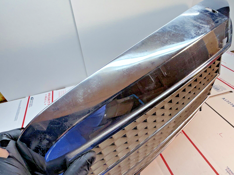 VINTAGE OEM 1974-1976 MERCEDES BENZ GRILLE 115 888 00 23 W114 W115 C114 Coupe P6