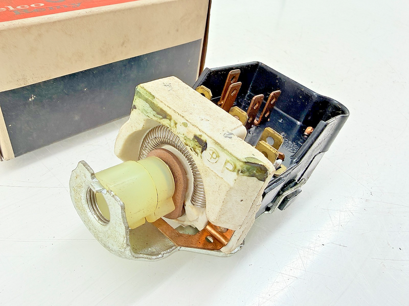 NOS 1969 - 1981 Camaro Impala Caprice Chevelle Headlight Switch GM 1995173 C71