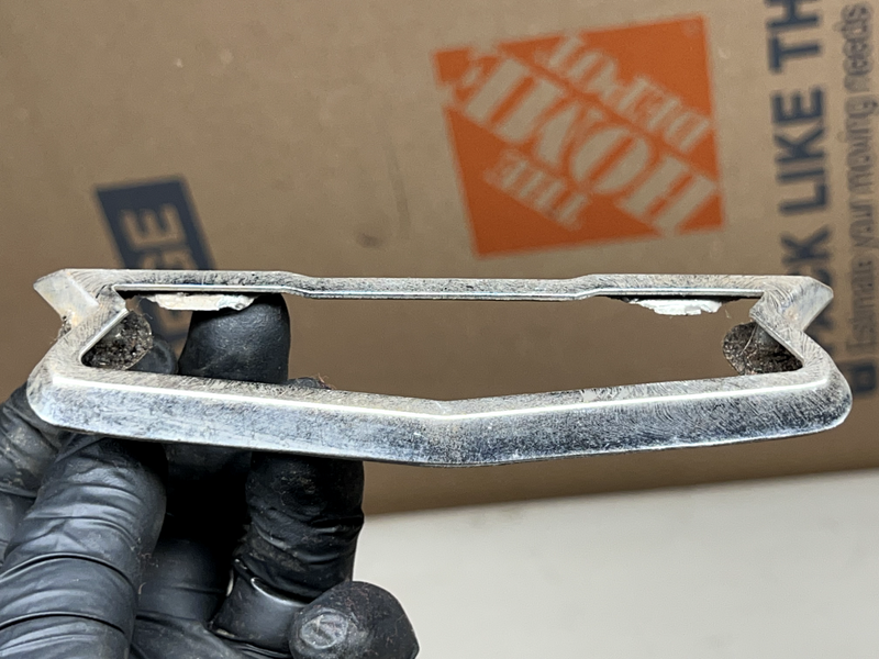 OEM 1960 Chevrolet Impala Chrome Trunk Emblem Trim V8 60 B24-14