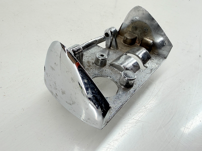 OEM 1955 1956 FORD MERCURY License Plate Light Mount FDH-13555-B C67-101