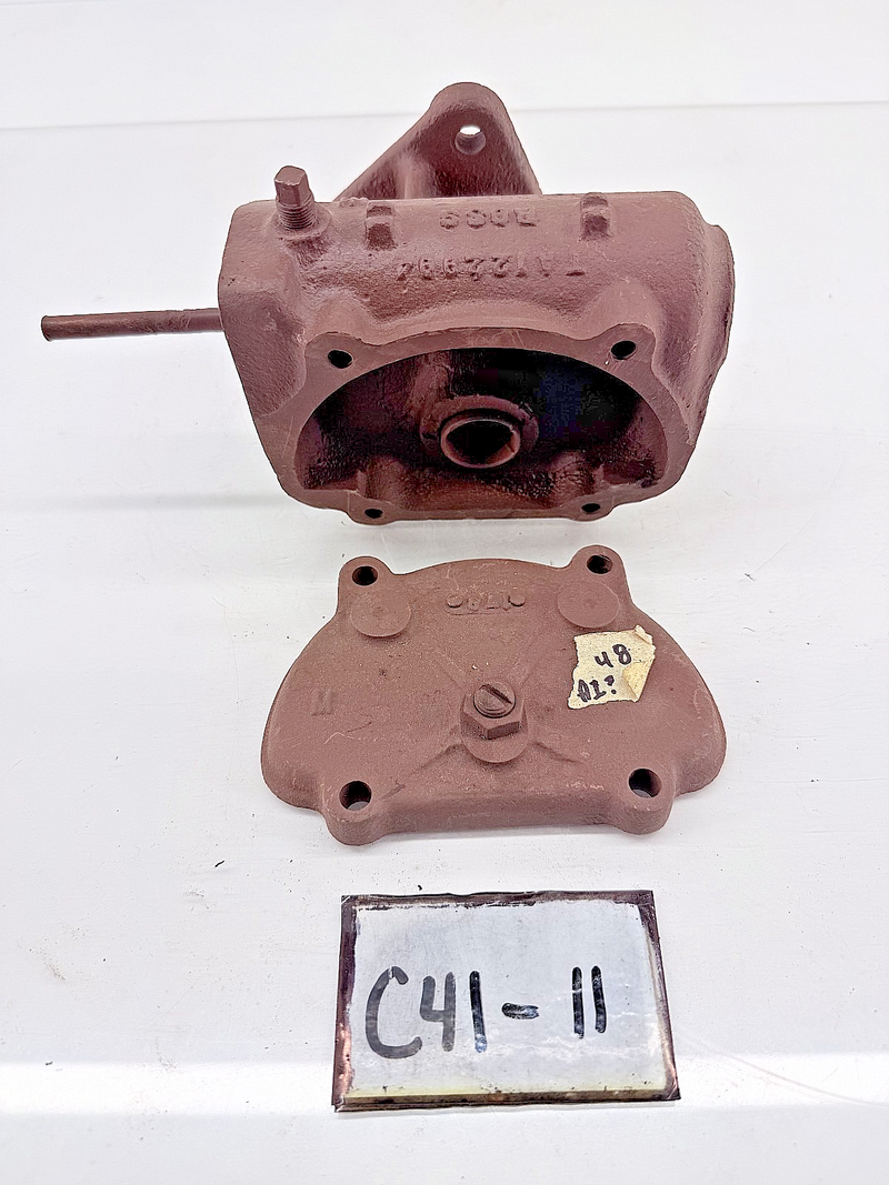 OEM 1946 - 1955 Willys Ross Steering Box Housing TA122994 P/U S/D S/W M38 C41-11
