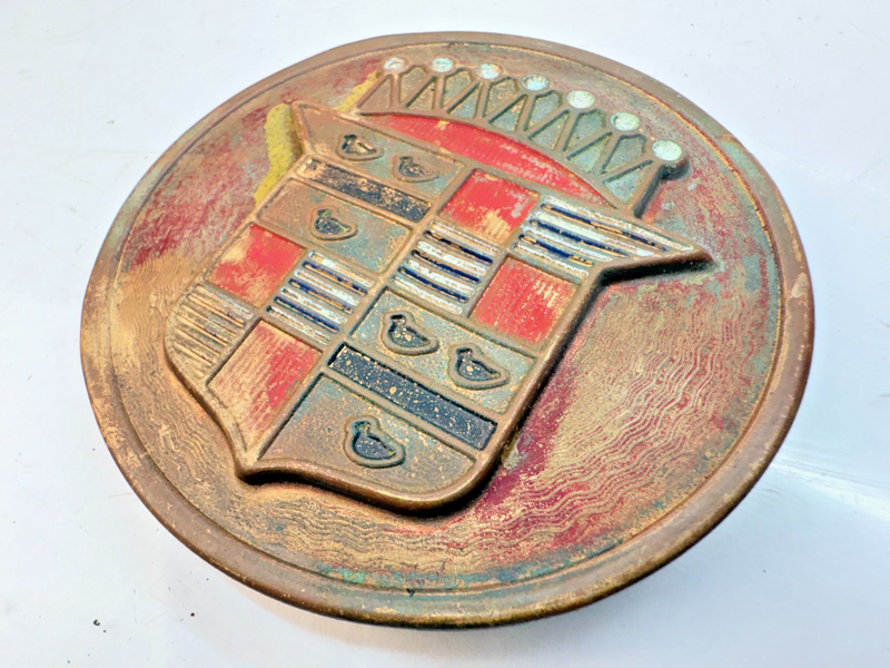 Vintage OEM 1941 - 1952 Cadillac Hubcap Center Medallion Made In U.S.A E6-36