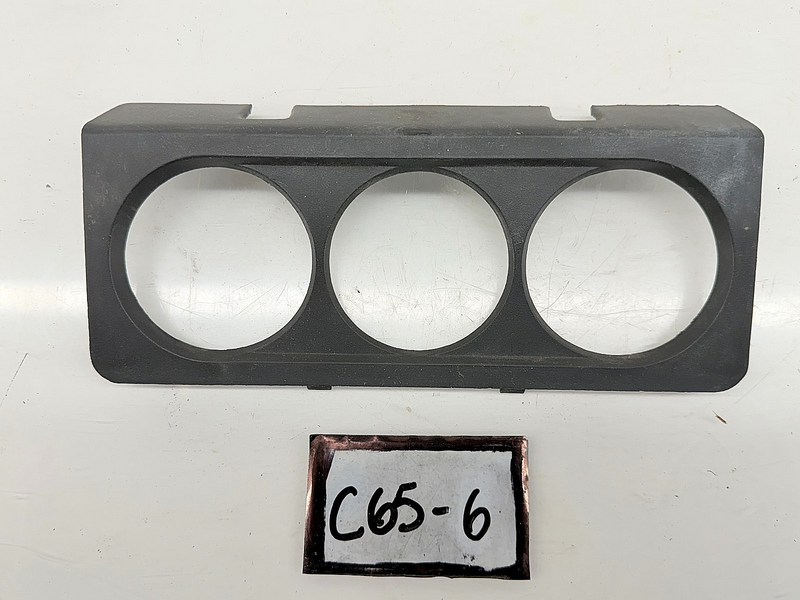 OEM 1987 - 1989 Ford Mustang Heat A/C Control Trim Bezel F8ZB-6104567-AWA  C65-6