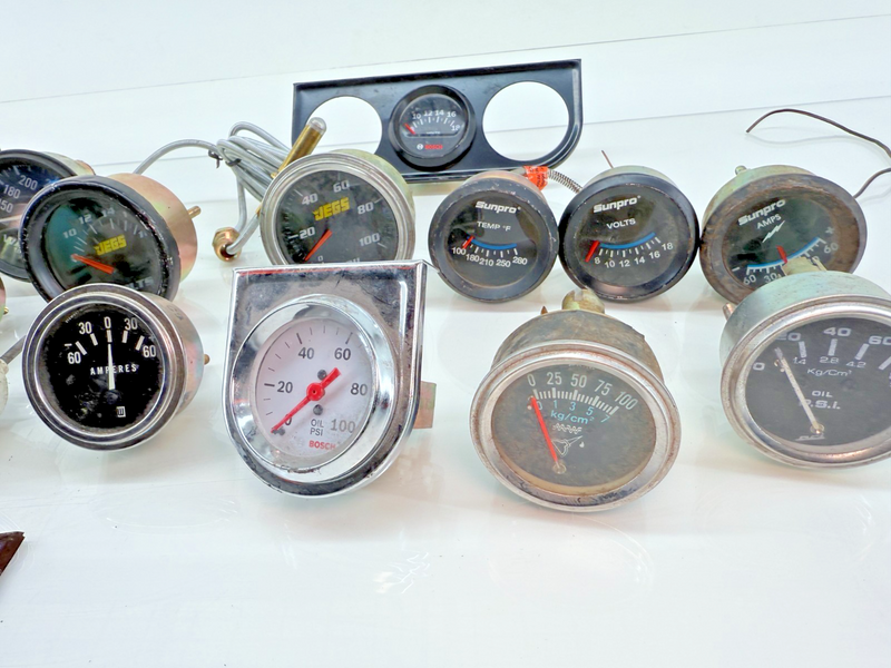 Vintage Auto Gauges LOT Oil Pressure Volt Amp Temp VDO Jegs SW Moon Gauges C32