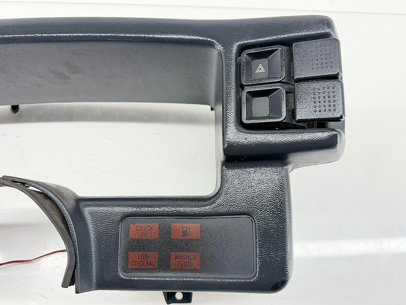 OEM 1987 - 1989 Mustang Speedo Gauge Instrument Panel Cluster Trim Bezel C65-19