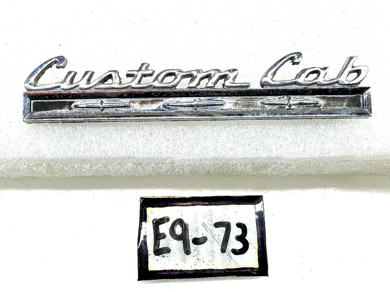 OEM 1967 - 1972 Ford Custom Cab Pickup Truck Emblem Badge C8TB-8140683-A E9-73