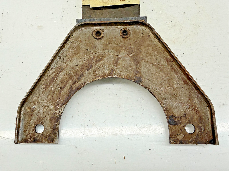 NOS 1975 Ford Torino Ranchero Exhaust Hanger D5OZ-5260-A B78-52