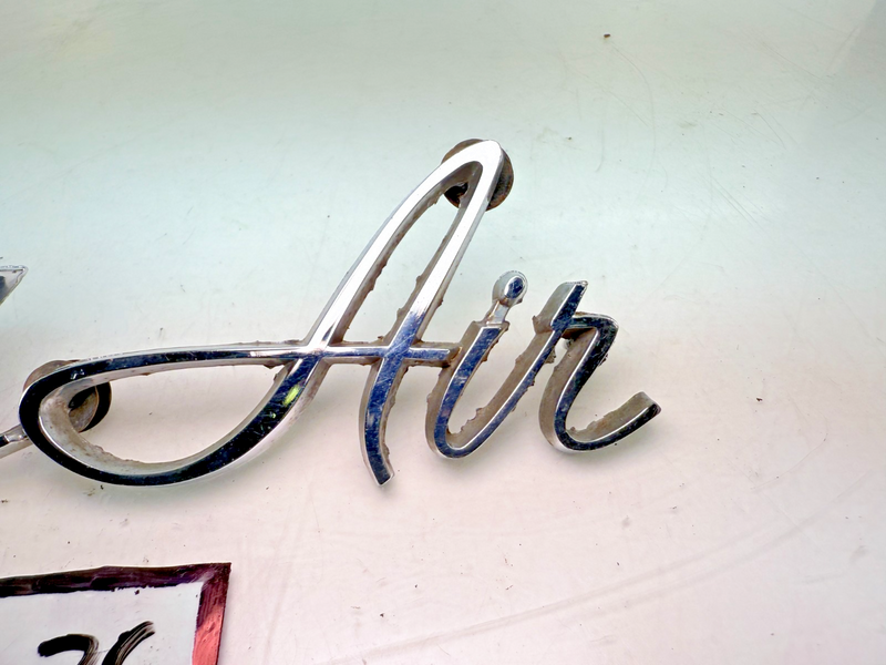OEM 1968 1969 1970 Chevrolet Front Fender “Bel Air” Name Plate GM 3920868 E7-35