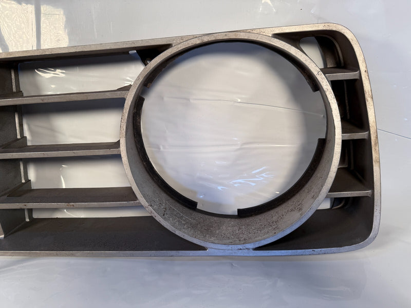 OEM 73 74 75 FORD TRUCK RH GRILL GRILLE D3TB-8A405 F100 F250 RANGER XLT U5B-25