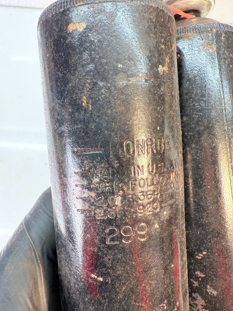 NOS VINTAGE MONROE PAIR Shocks 299 9B7 B56-4