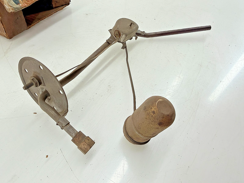 NOS AC 1954 1955 Chevrolet Commercial Truck Gas Gauge Tank Sending Unit GM 3.107