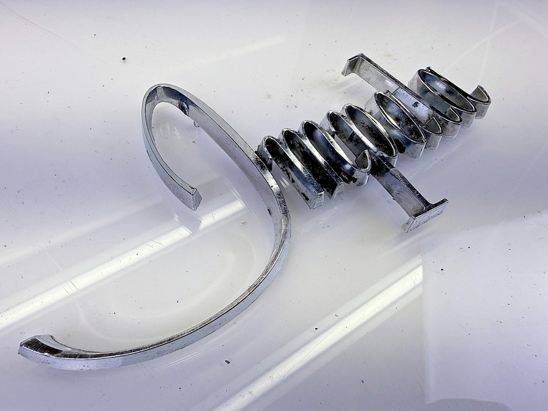 OEM 1968 Chevrolet Impala Front Fender Script Emblem Name Plate 3917489 68 E8-83