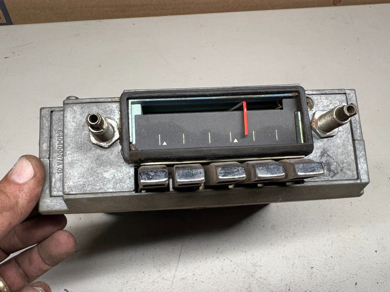 1961 1962 61 62 Lincoln Continental Thunderbird Ford AM Radio