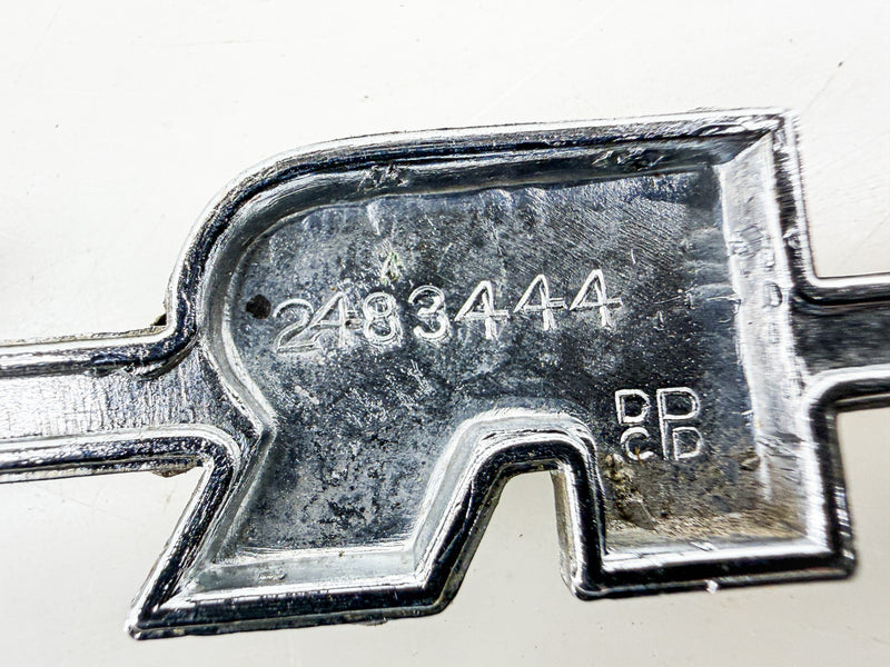 OEM 1965 1966 PLYMOUTH FURY FENDER LETTER EMBLEM MOPAR 2483444 E10-90