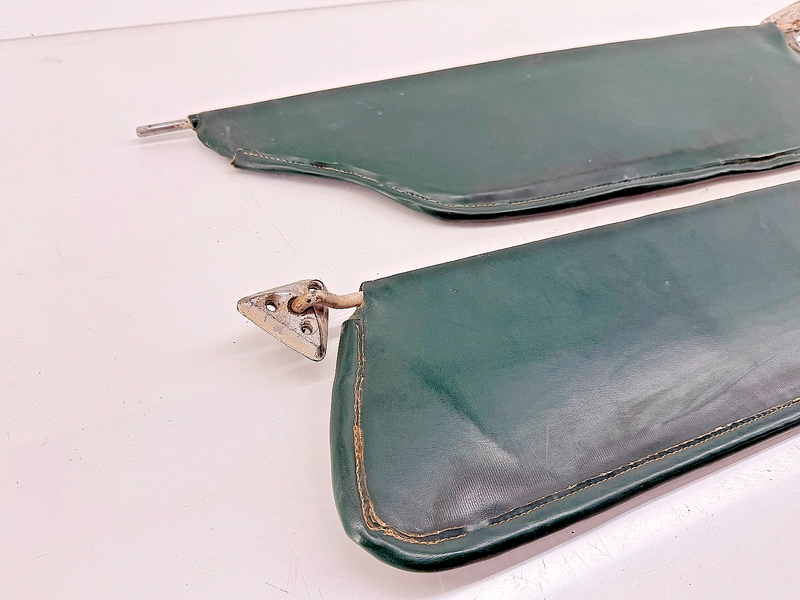 1960 - 1965 Ford Fairlane Falcon Ranchero Comet PAIR Sun Visors Brackets U1B-79
