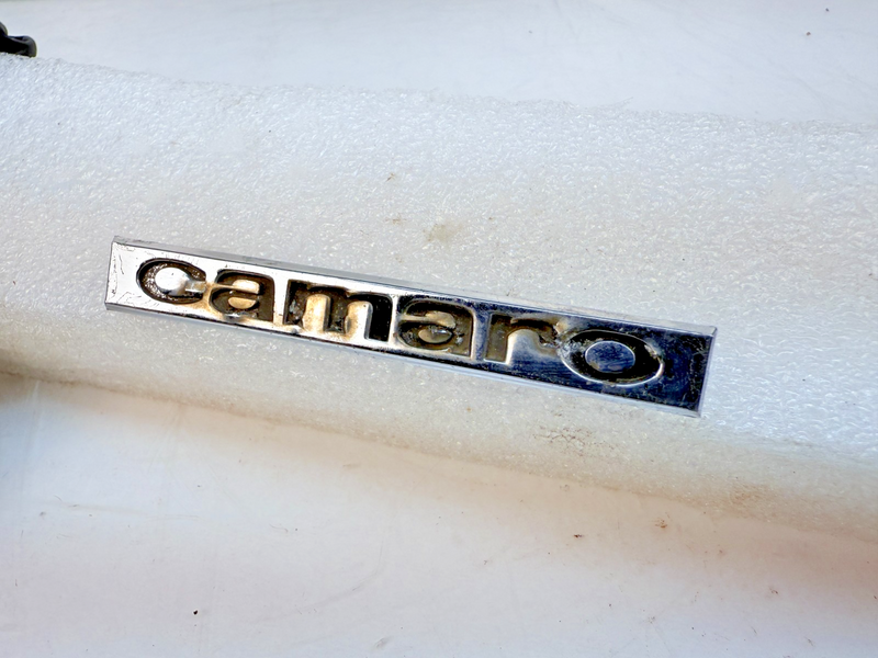 OEM 1967 Chevrolet Camaro Header Panel Trunk Emblem GM 3909137 E7-54