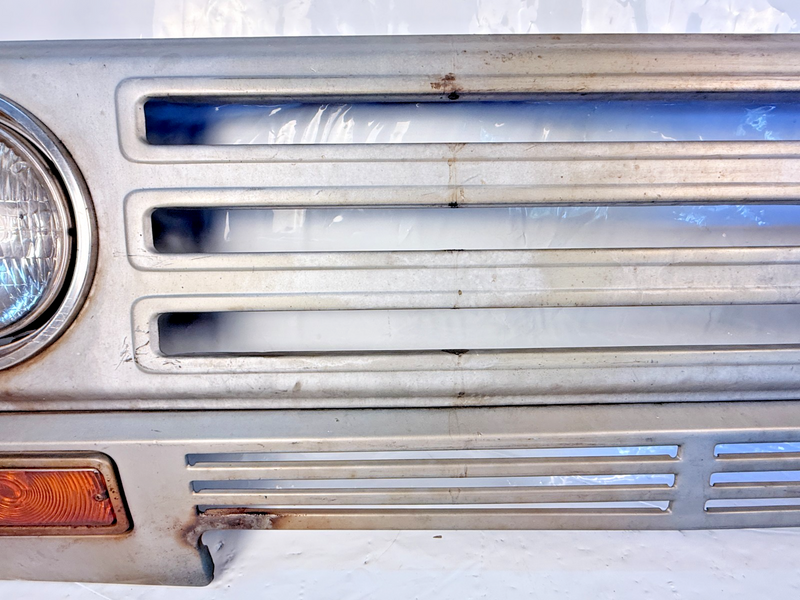 NICE RARE FIND 1971 - 1972 International Scout Front Grill & Valence Nose Grille