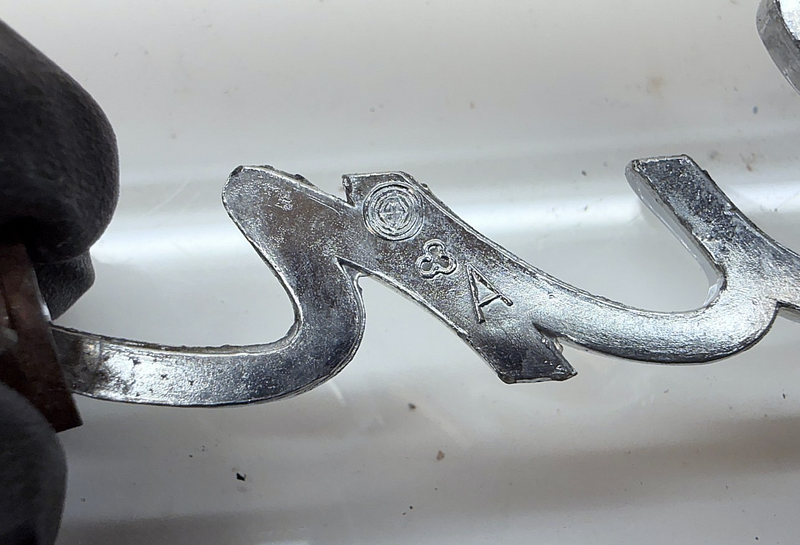 Original 1941 - 1948 Chevy FLEETLINE Trunk Lid EMBLEM / NAME PLATE GM E8-66