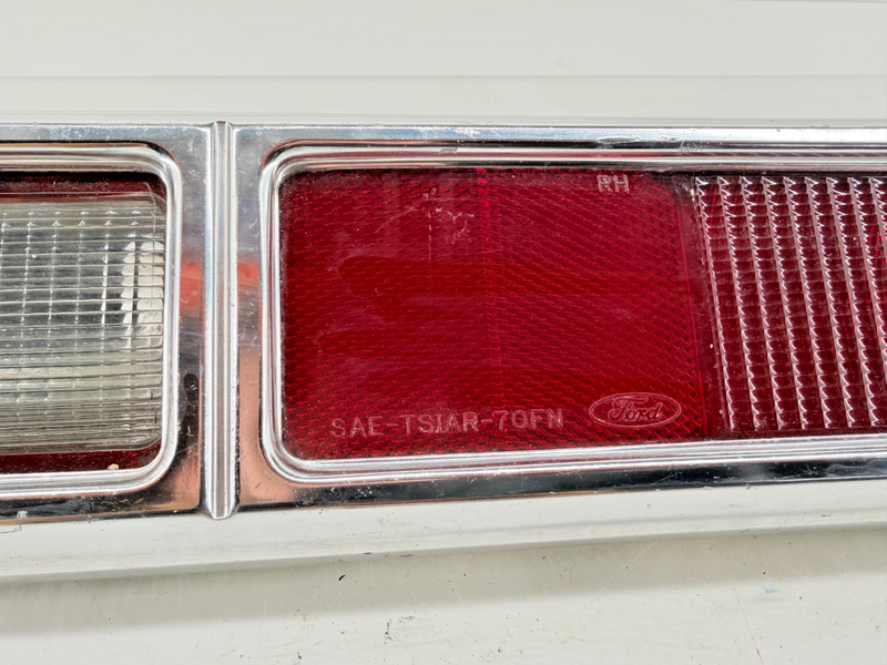 NOS 1970 - 1977 FORD PINTO MAVERICK RH TAIL LAMP LIGHT SAE-TSIAR-70FN C61-11