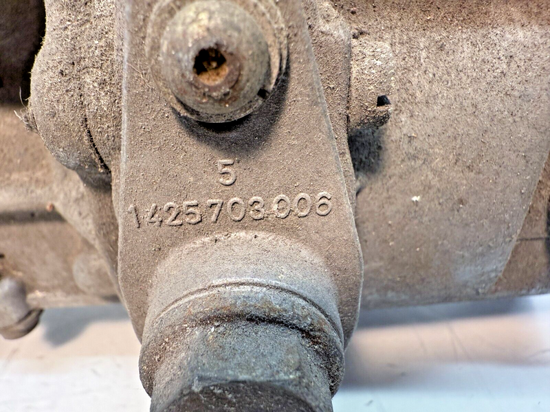 W123 W126 300 D/SD Turbo Diesel Fuel Injection Pump 6170704101 0403245020 C9-10