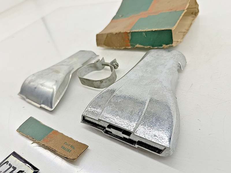 NOS 1951 - 1954 CHEVROLET ACCESSORIES CHROME EXHAUST DEFLECTOR 986382 GM C77-53