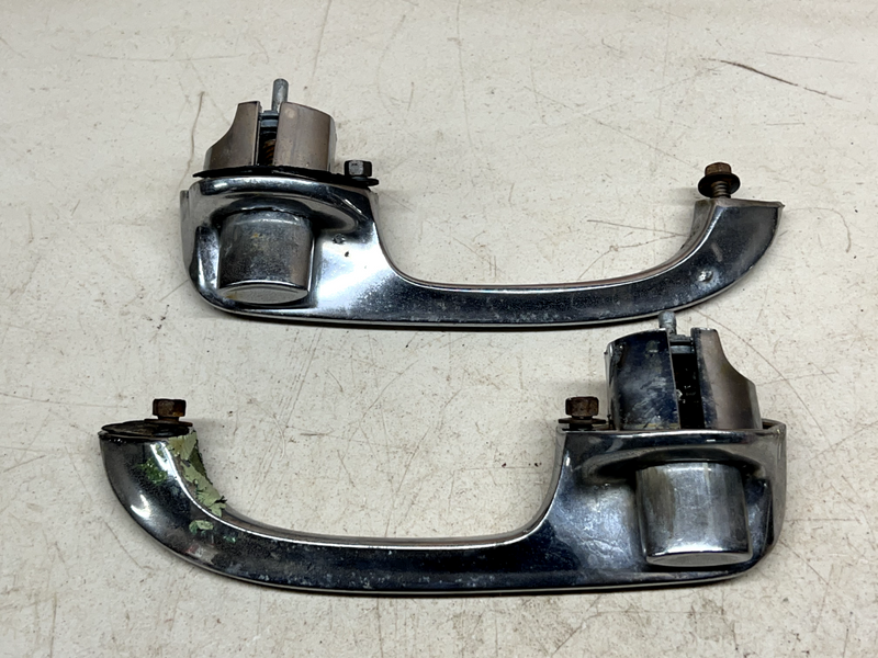 OEM 1965 66 CHEVROLET IMPALA BELAIR BISCAYNE WAGON OUTSIDE DOOR HANDLE 65 B37-6