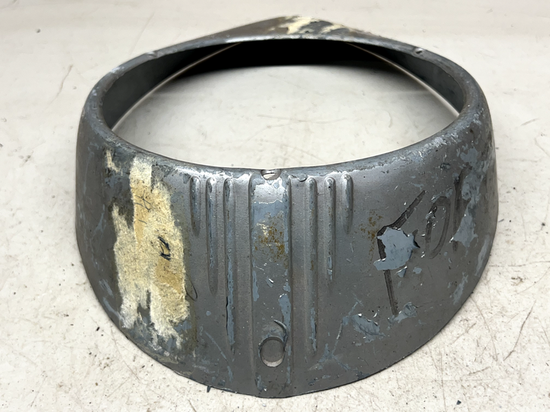 1938-1941 FORD Deluxe ELECTROLINE H-10 HEADLAMP BEZEL TRIM PAIR 38 39 40 41 B34