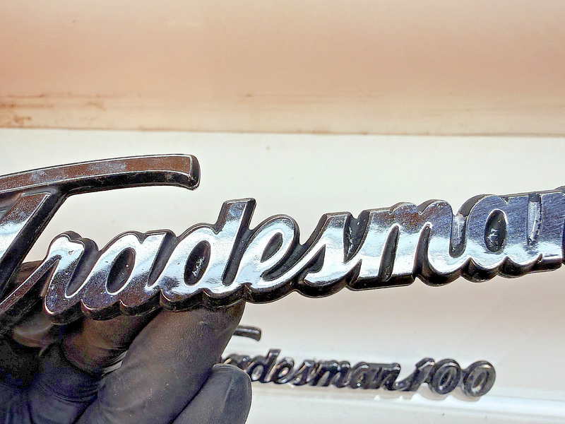 OEM 1970 - 1978 Dodge Tradesman 100 PAIR Van Emblem 2956456 E8-41