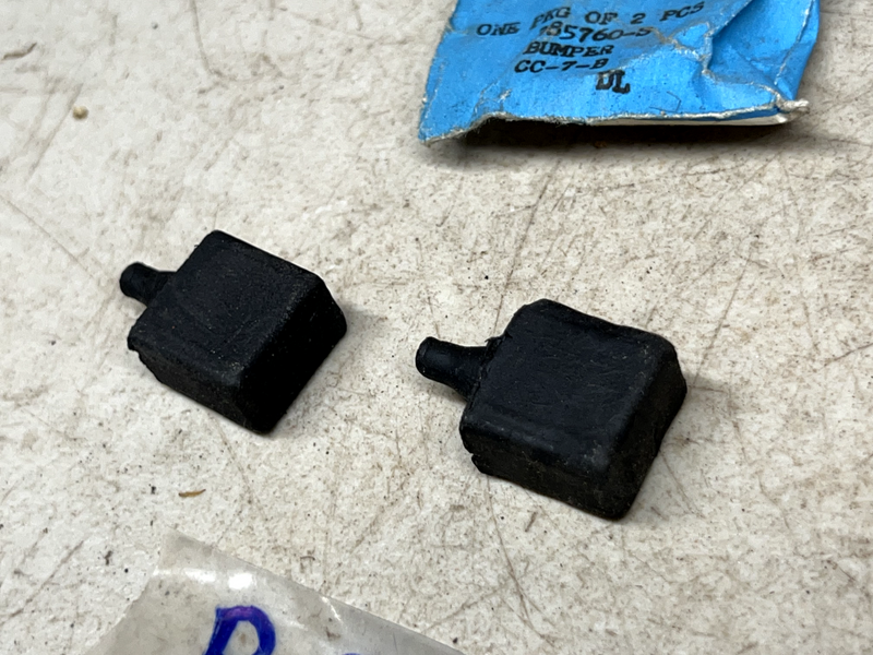 (2) NOS Ford BUMPERS 385760-S B31-171