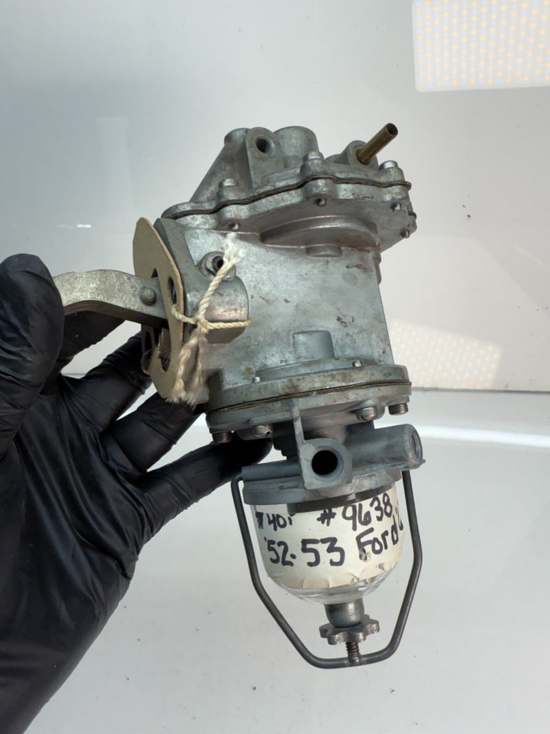 NORS 1952 1953 FORD 6 CYLINDER DUAL ACTION FUEL PUMP AC 9638 52 53 C21-19