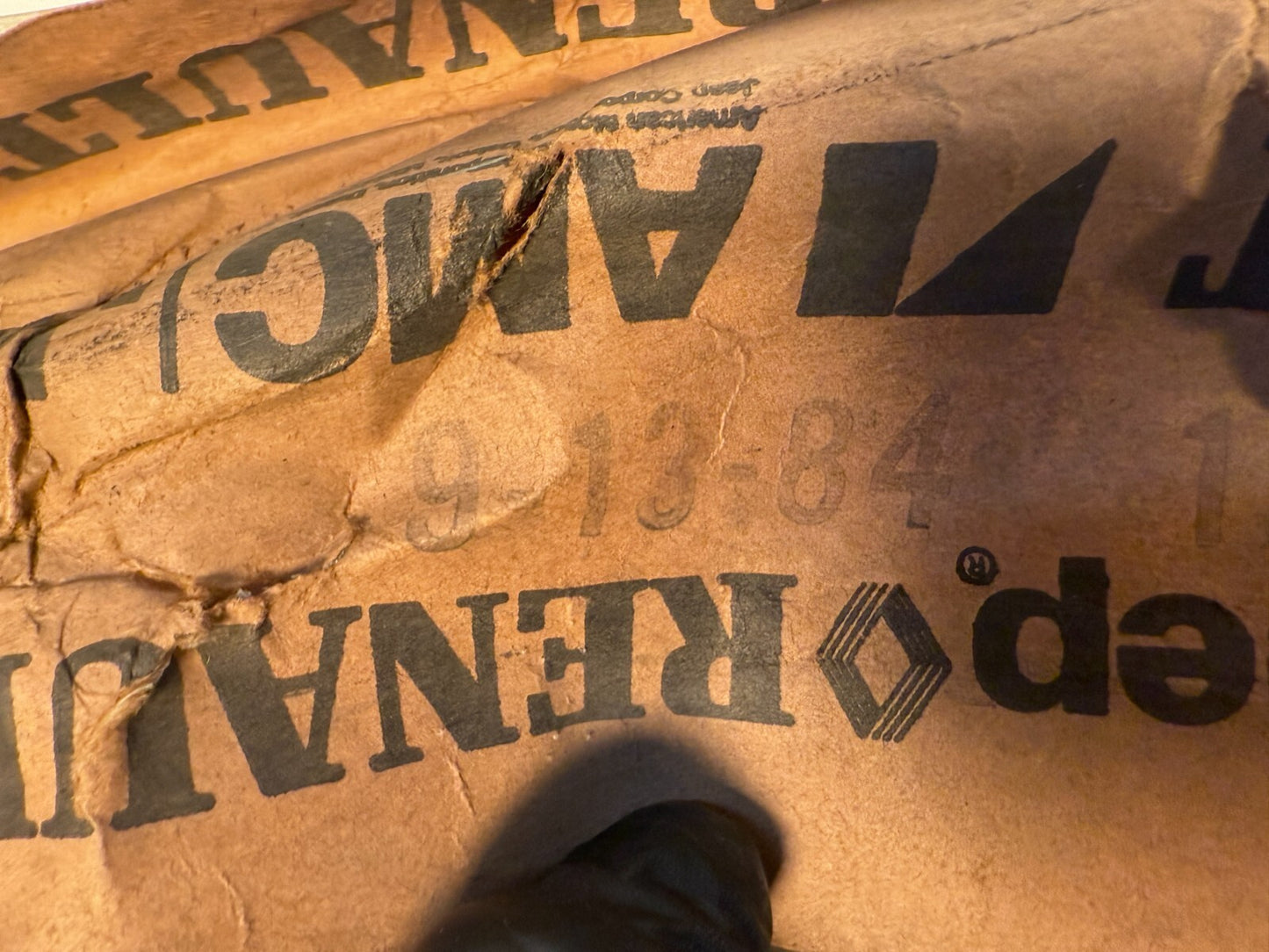 (1) NOS 1984 AMC Jeep Renault Fender Trim Moulding 8131766 84 S2-38